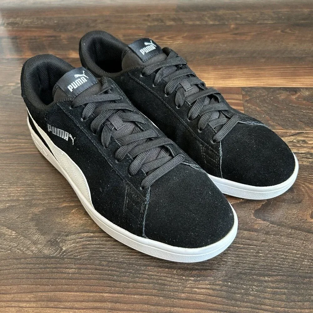 Puma Mens Puma Smash V2 Sneakers Size 12 Black White Silver 364989 01 EUC in Box